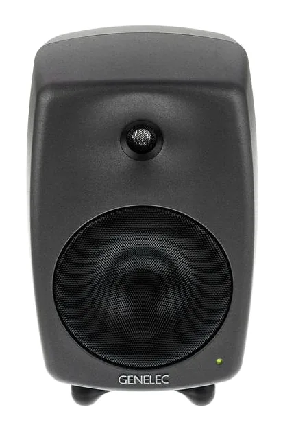 Genelec 8040 BPM, etupaneeli bassoelementteineen, kuva 2