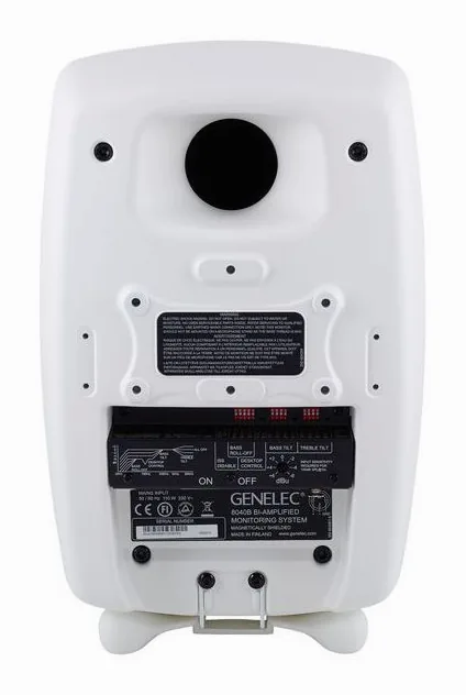 Genelec 8040 BWM, takapaneeli liitäntöineen, kuva 4