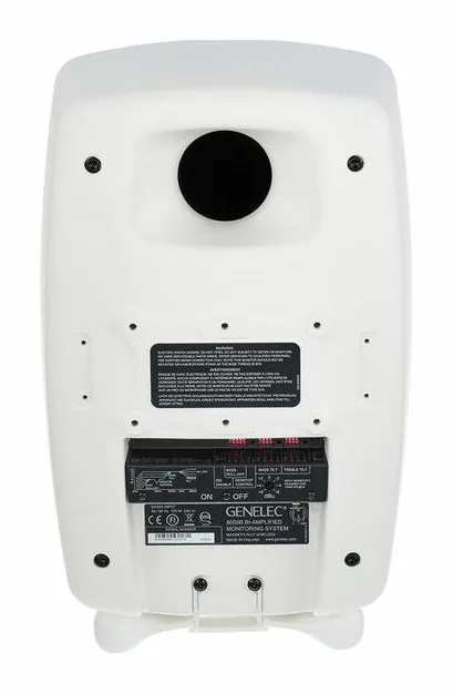 Genelec 8050 BWM, kotelo sivusta kuvattuna, kuva 4