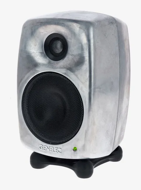Genelec 8320 RAW Pack, bassorefleksiaukko, kuva 2