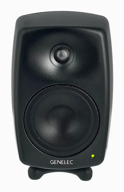 Genelec 8330 AM, takapaneelin säätimet, kuva 2