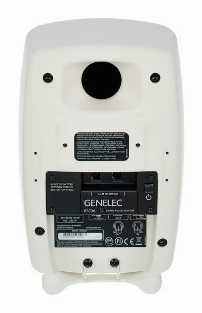 Genelec 8330 AWM Pack, kotelo sivusta kuvattuna, kuva 4