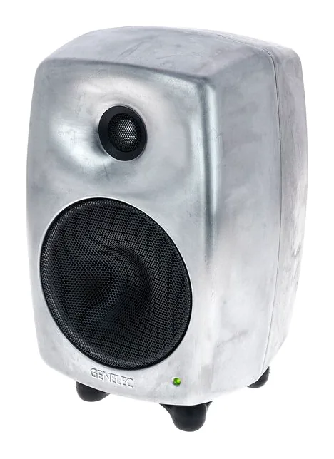 Genelec 8330 RAW Pack, takapaneeli liitäntöineen, kuva 2