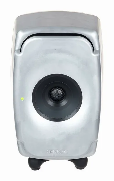 Genelec 8331 RAW, bassorefleksiaukko, kuva 2