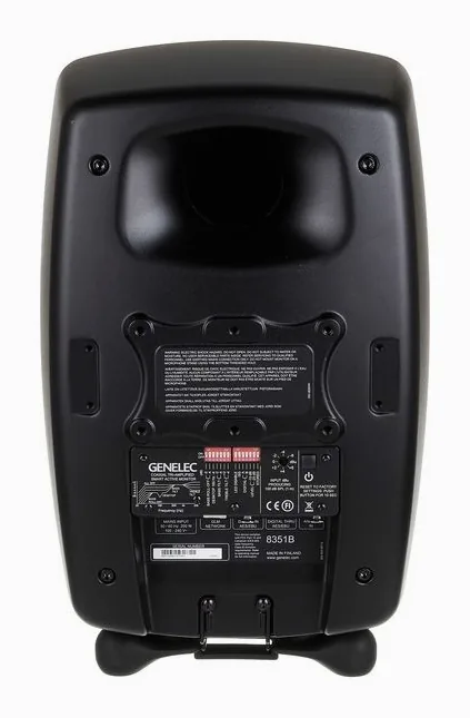Genelec 8351BM, takapaneelin säätimet, kuva 4