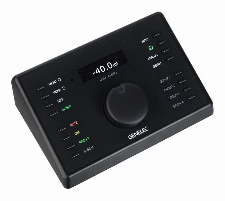 Genelec 9320A Reference Controller, logo ja pinta, kuva 3