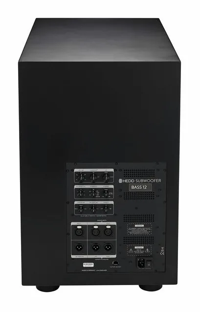 HEDD Bass 12, etupaneeli bassoelementteineen, kuva 4