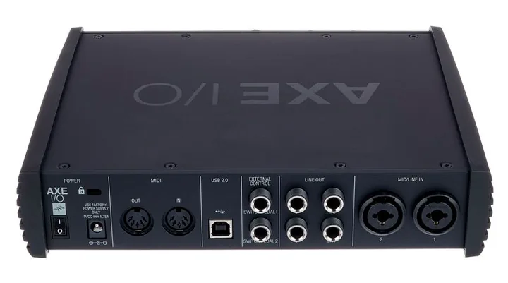IK Multimedia AXE I/O, etupaneeli säätimineen, kuva 4