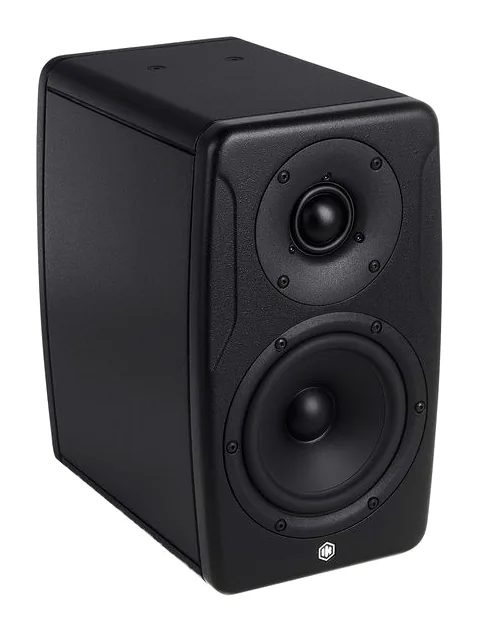 IK Multimedia iLoud Precision 5 MKII, bassorefleksiaukko, kuva 3