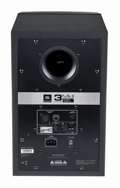 JBL 306P MKII Stand Bundle, etupaneeli bassoelementteineen, kuva 4