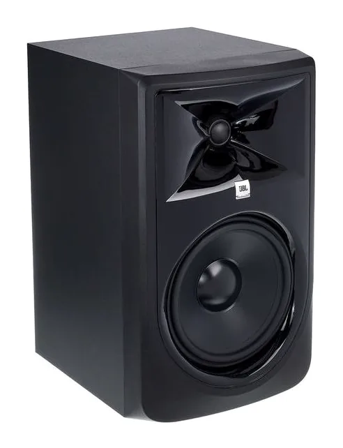 JBL 308P MKII, takapaneeli liitäntöineen, kuva 3