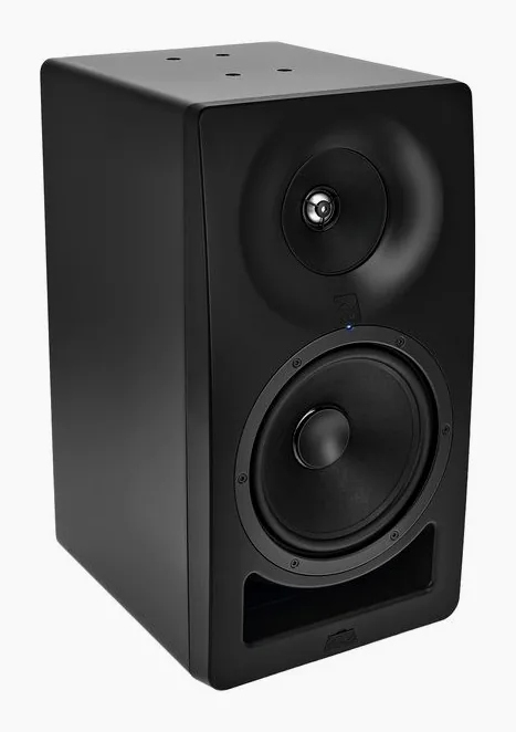 Kali Audio SM-8, etupaneeli bassoelementteineen, kuva 3