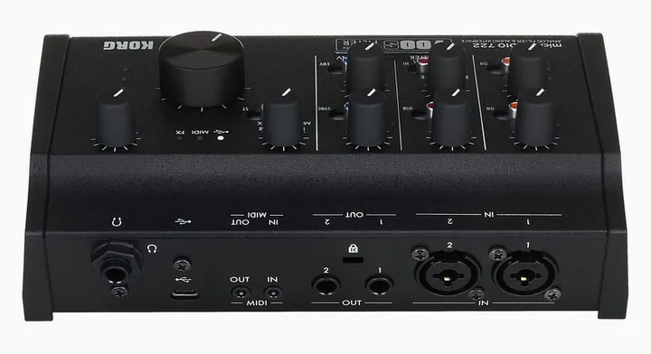 Korg microAUDIO 722, kotelo sivusta kuvattuna, kuva 4