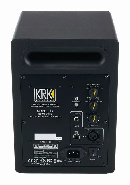 KRK Kreate 5, bassorefleksiaukko, kuva 4