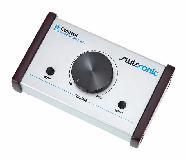 M-Audio BX4 M-Control Bundle, bassorefleksiaukko, kuva 2