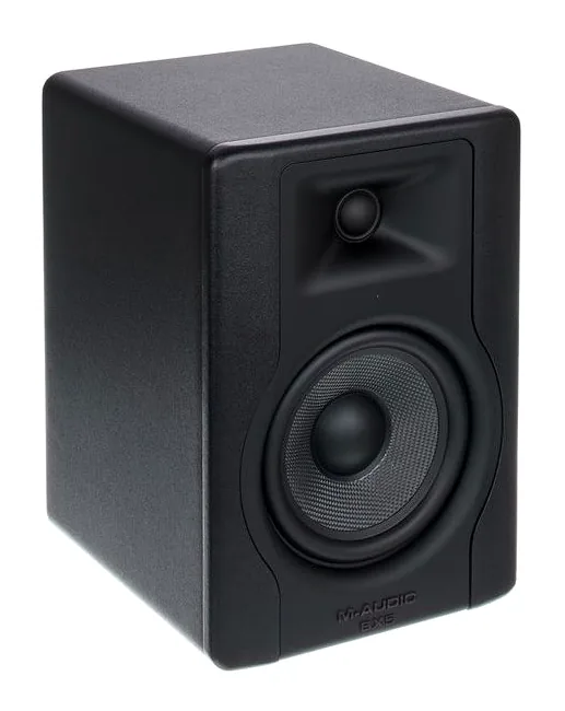M-Audio BX5 D3, takapaneelin säätimet, kuva 3