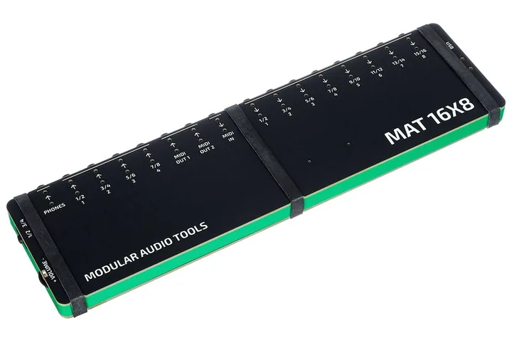 Modular Audio Tools MAT 16X8, tasomittarit ja merkkivalot, kuva 3
