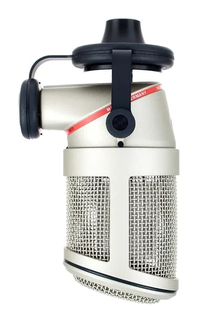 Neumann BCM 104, pidike ja kiinnitys, kuva 2