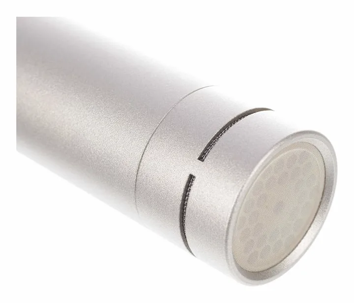Neumann KM185, runko sivusta kuvattuna, kuva 3