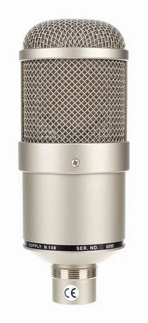Neumann M147, runko sivusta kuvattuna, kuva 3