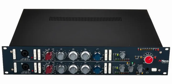 Neve 1073DPX-D, liitännät takana, kuva 2