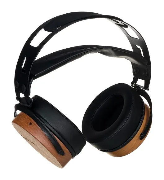OLLO Audio R1 1.0, kuulokkeen kuppi läheltä, kuva 2