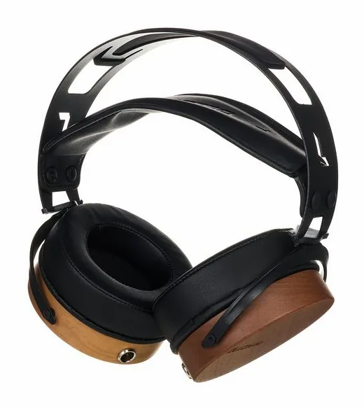 OLLO Audio R1 1.0, kuulokkeen kuppi läheltä, kuva 3