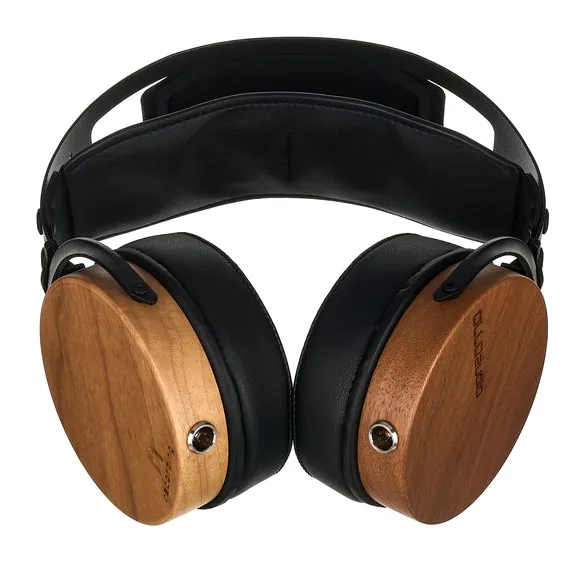 OLLO Audio R1 1.0, johdon liitäntä kupissa, kuva 4