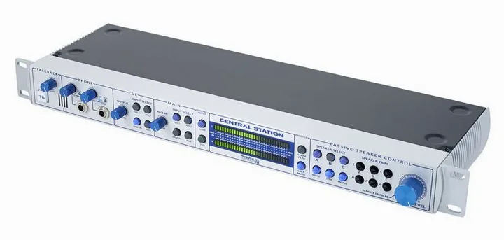 Presonus Central Station Plus, logo ja pinta, kuva 2