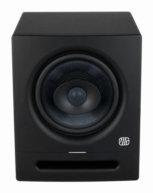 Presonus Eris Pro 8, takapaneeli liitäntöineen, kuva 2