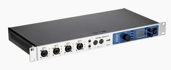 RME Fireface UFX II, etupaneeli säätimineen, kuva 3