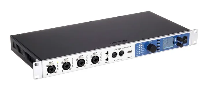 RME Fireface UFX III, laitteen yläpinta, kuva 3
