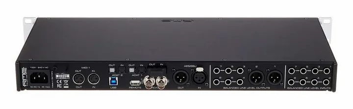 RME Fireface UFX III, laitteen yläpinta, kuva 4