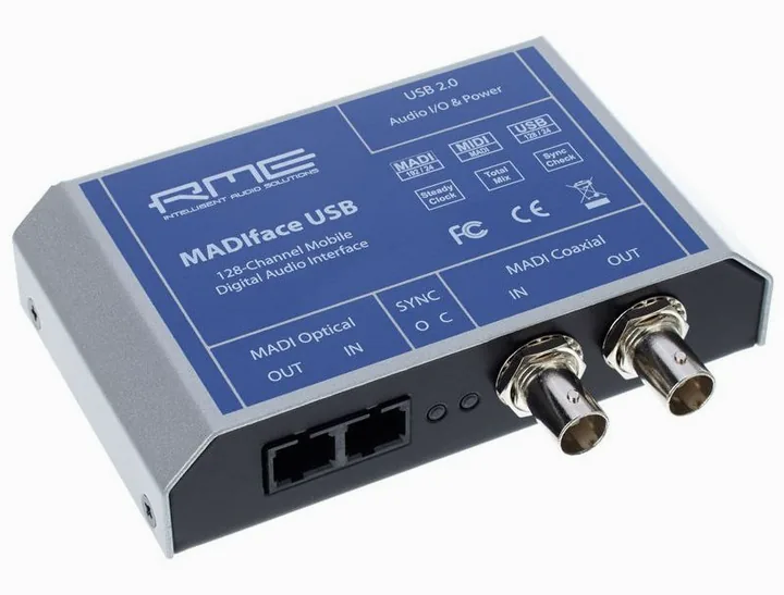 RME Madiface USB, etupaneeli säätimineen, kuva 3