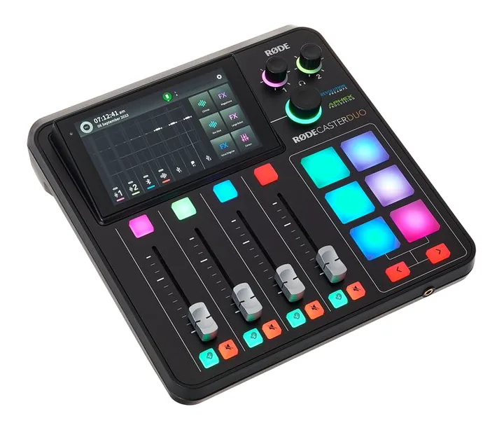 Rode Rodecaster Duo, kotelo sivusta kuvattuna, kuva 3