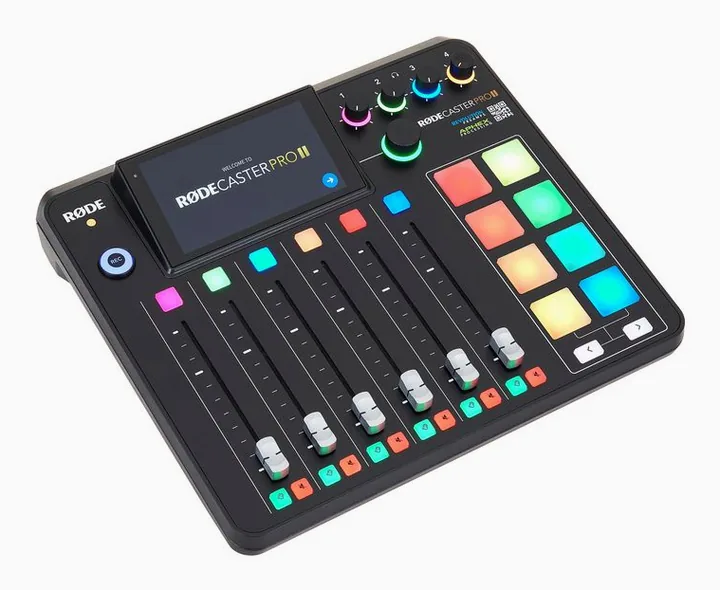 Rode Rodecaster Pro II, tulot etupuolella, kuva 3