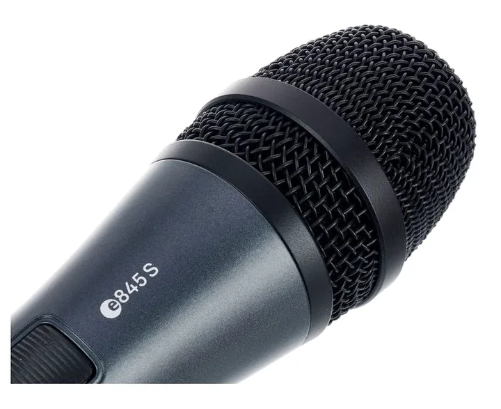 Sennheiser E845-S, runko sivusta kuvattuna, kuva 4