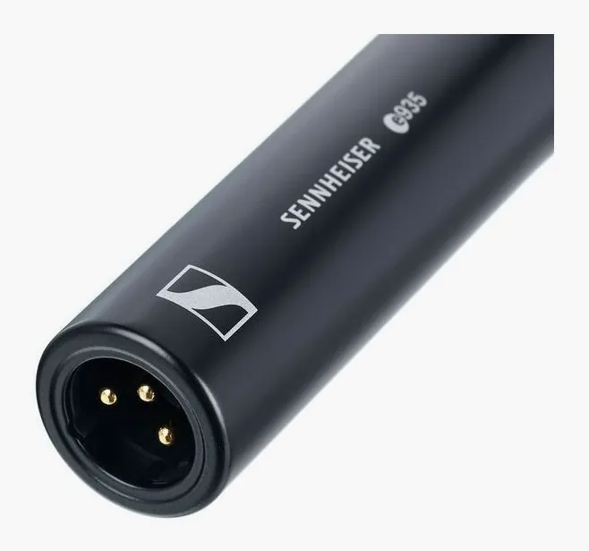 Sennheiser E 935, pidike ja kiinnitys, kuva 4