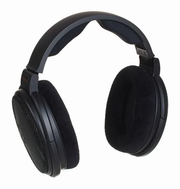 Sennheiser HD 660S2, korvatyynyt läheltä, kuva 2