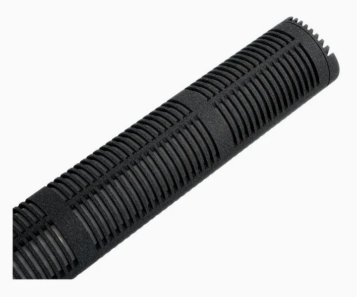 Sennheiser MKH 8018, runko sivusta kuvattuna, kuva 2