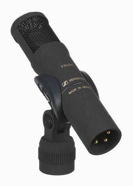 Sennheiser MKH 8030, pidike ja kiinnitys, kuva 4