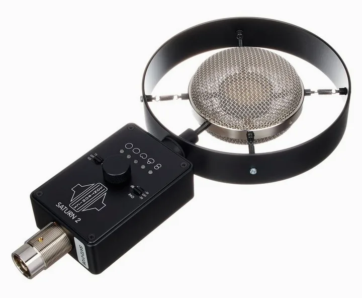 Sontronics Saturn 2, XLR-liitin pohjassa, kuva 3