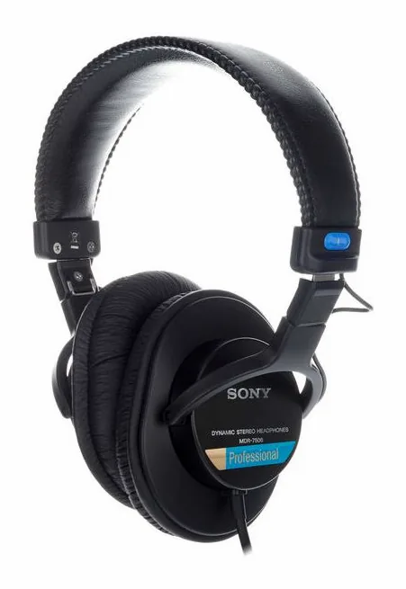 Sony MDR-7506, johdon liitäntä kupissa, kuva 3