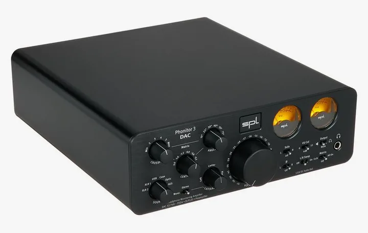 SPL Phonitor 3 DAC, etupaneeli bassoelementteineen, kuva 3