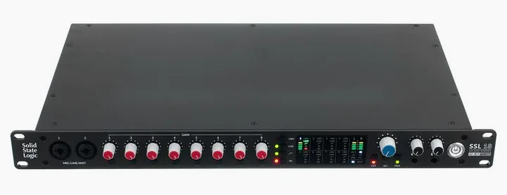 SSL 18, laitteen yläpinta, kuva 2