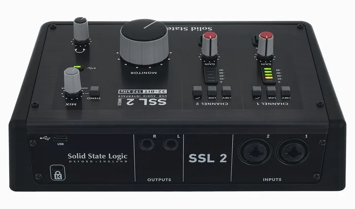 SSL 2 MKII, laitteen yläpinta, kuva 4