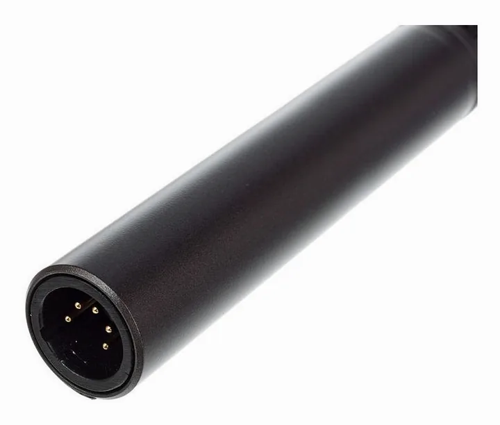 Superlux E524/D, runko sivusta kuvattuna, kuva 4
