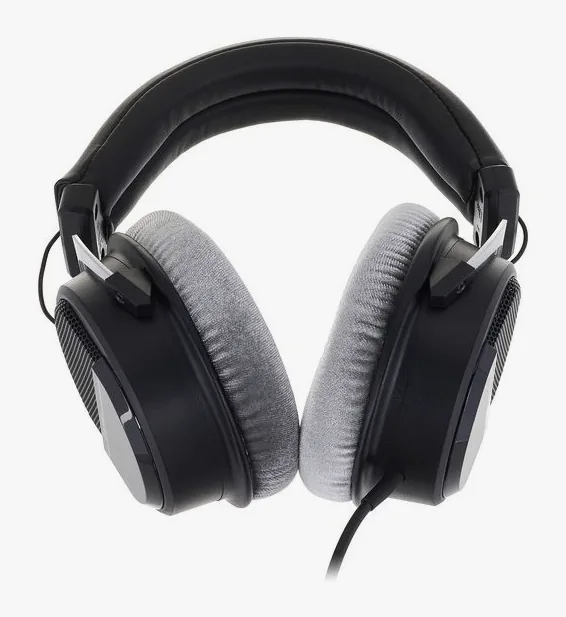 Superlux HD-330 Pro 32 Ohms, kuulokkeen kuppi läheltä, kuva 4