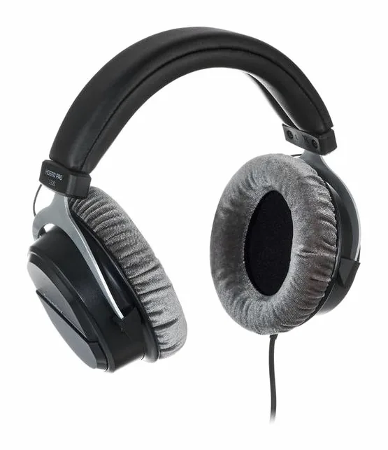 Superlux HD-660 Pro 150 Ohms, korvatyynyt läheltä, kuva 3