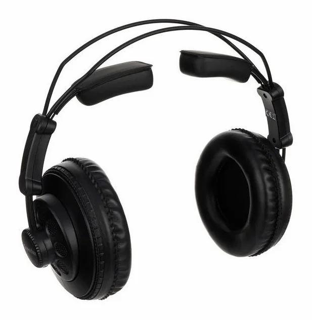 Superlux HD-668 B, korvatyynyt läheltä, kuva 2